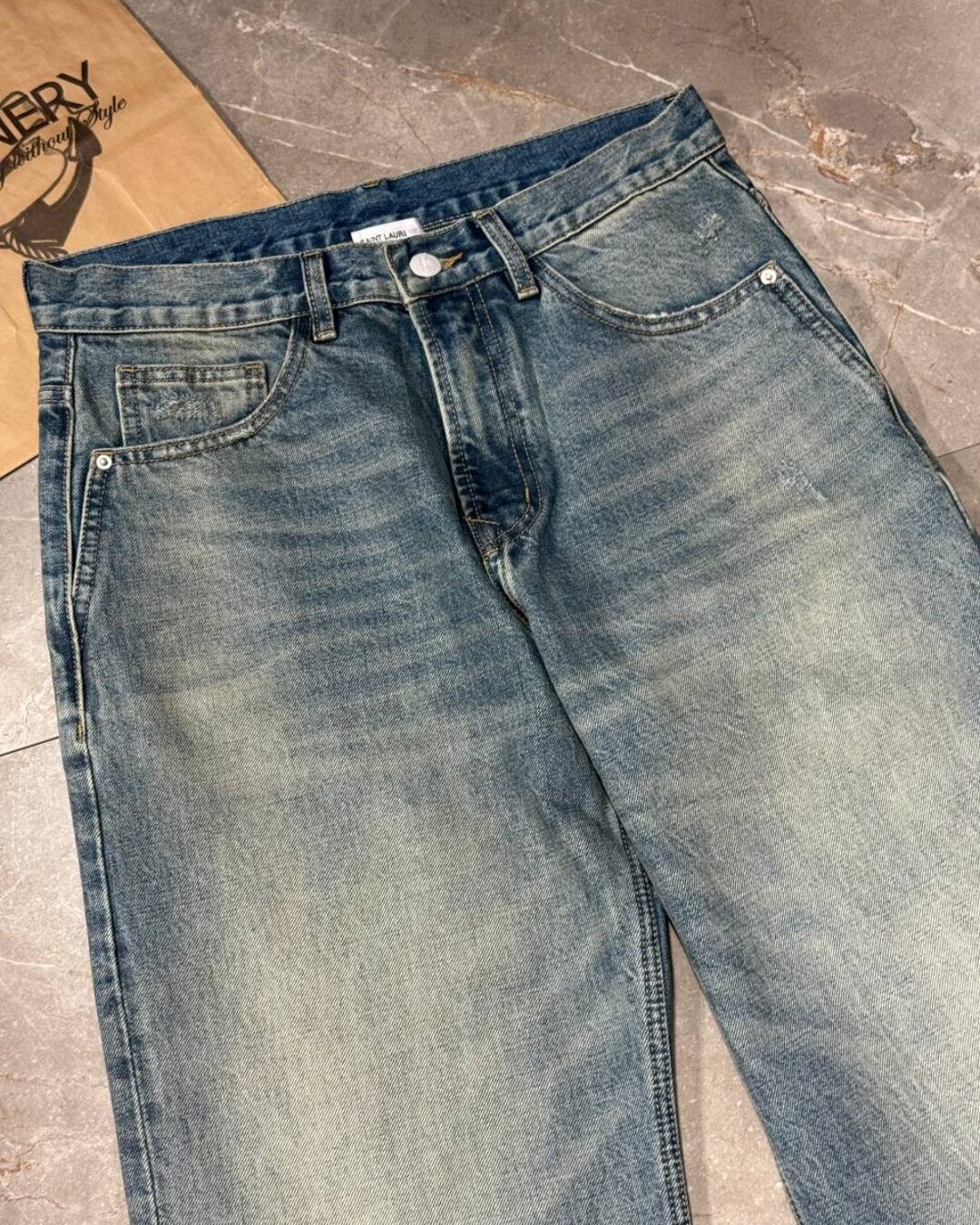 Джинсы Saint Laurent