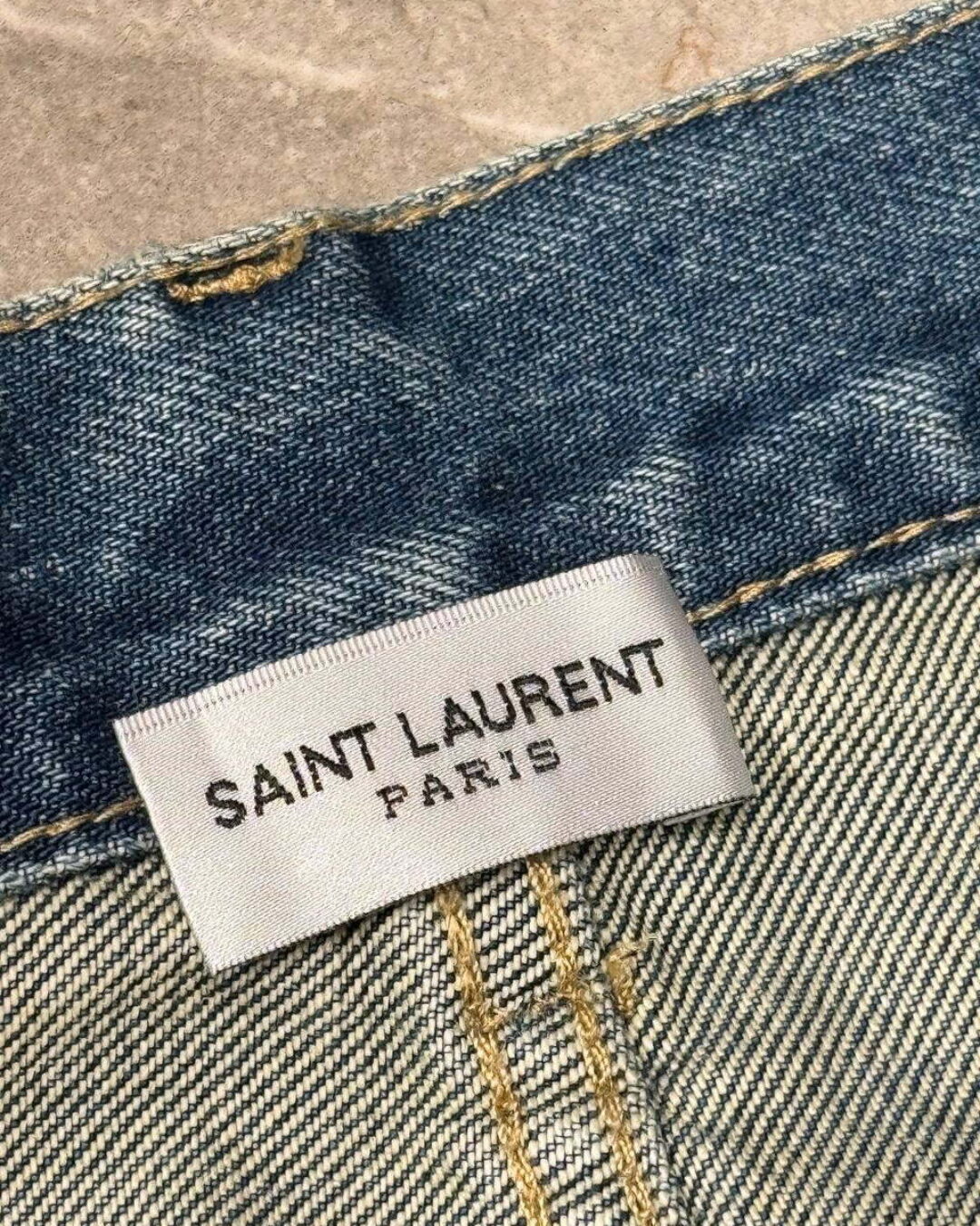 Джинсы Saint Laurent — фото 7