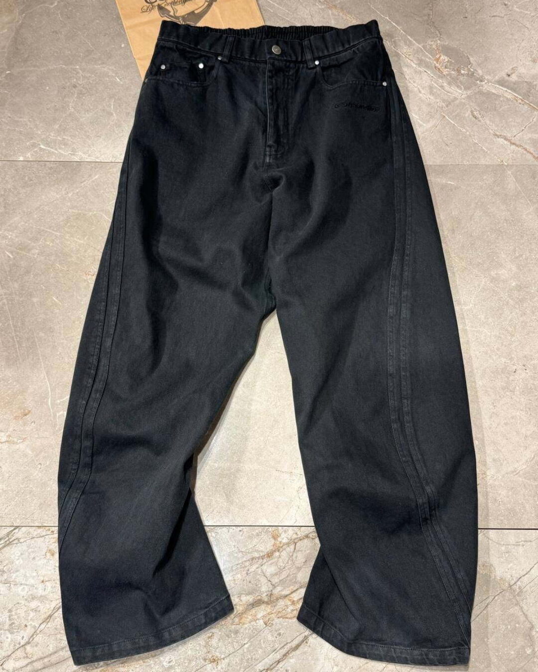 Джинсы Balenciaga