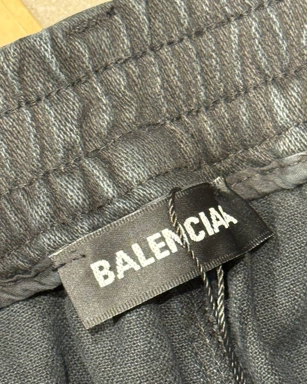 Джинсы Balenciaga