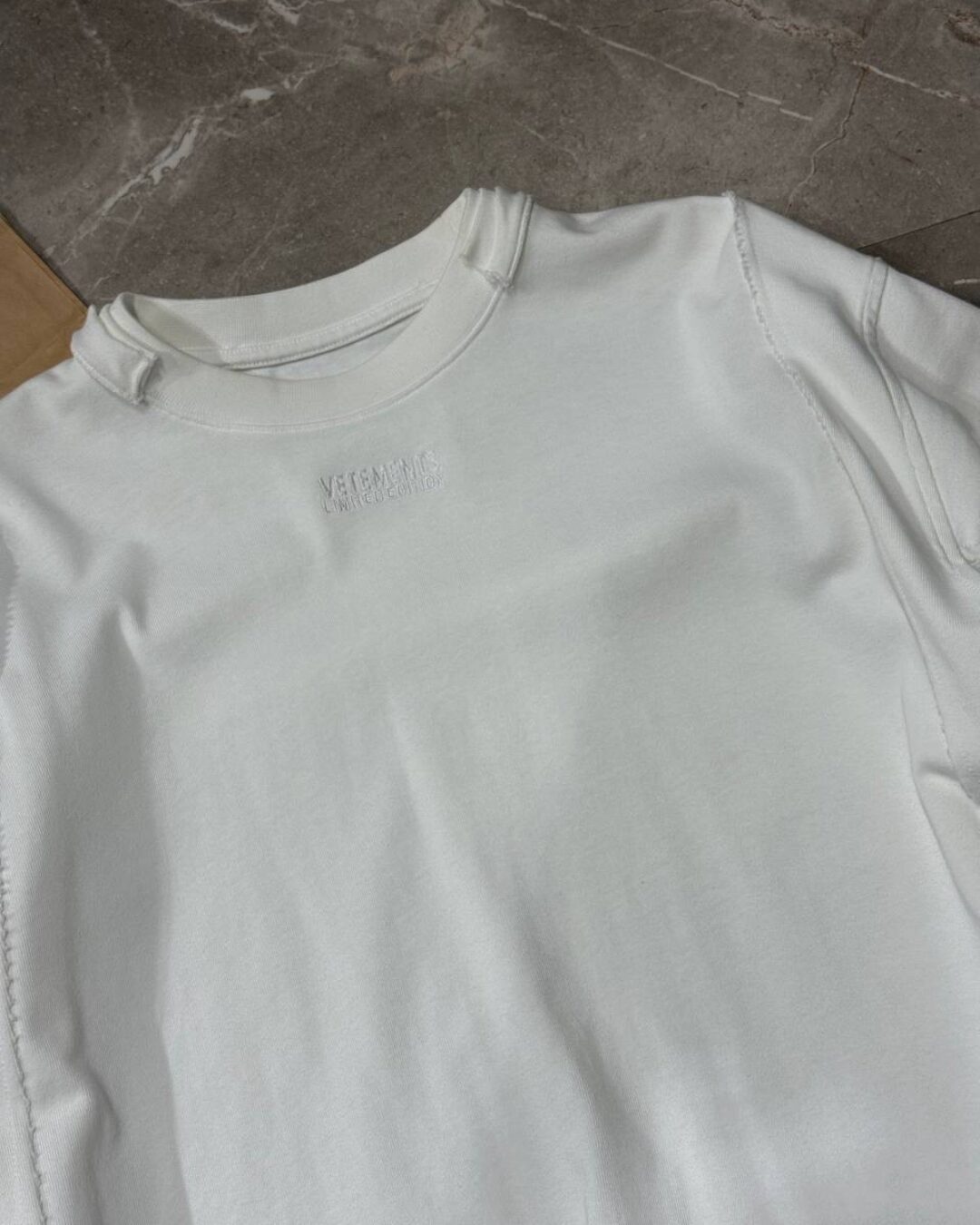 Футболка Vetements