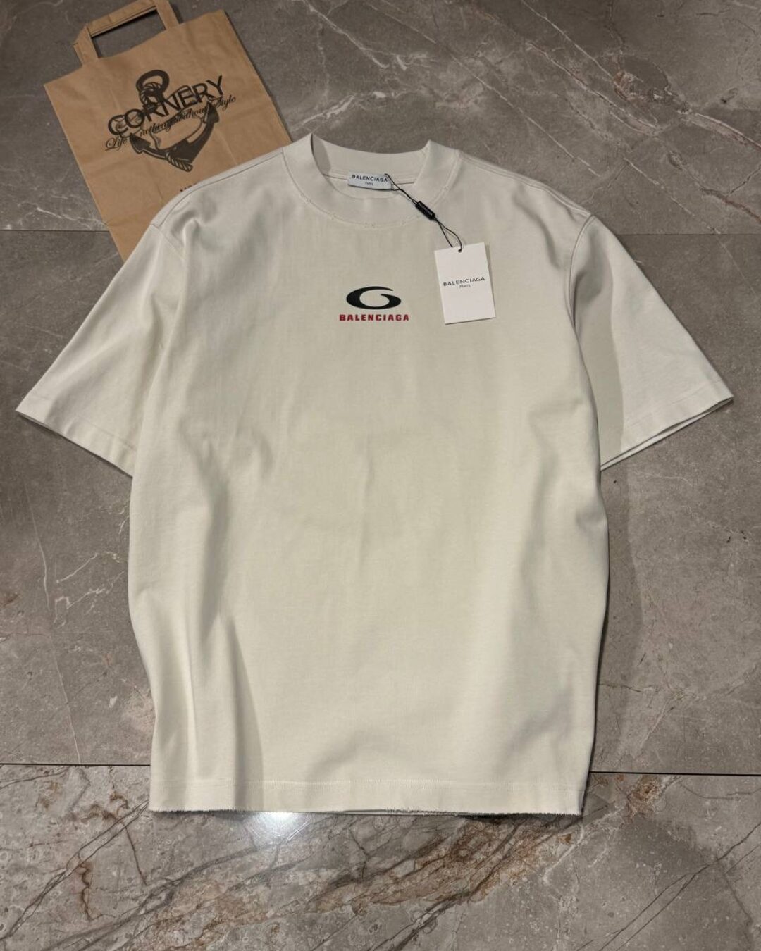 Футболка Balenciaga