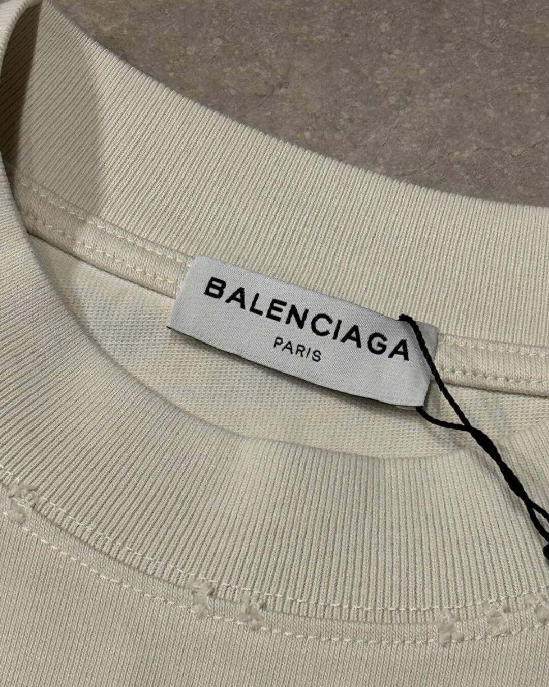 Футболка Balenciaga