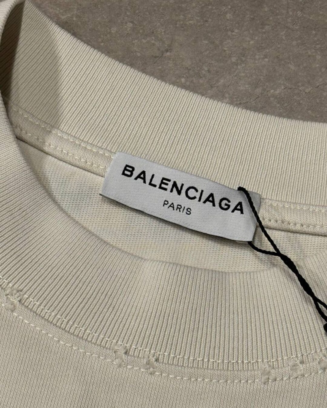 Футболка Balenciaga