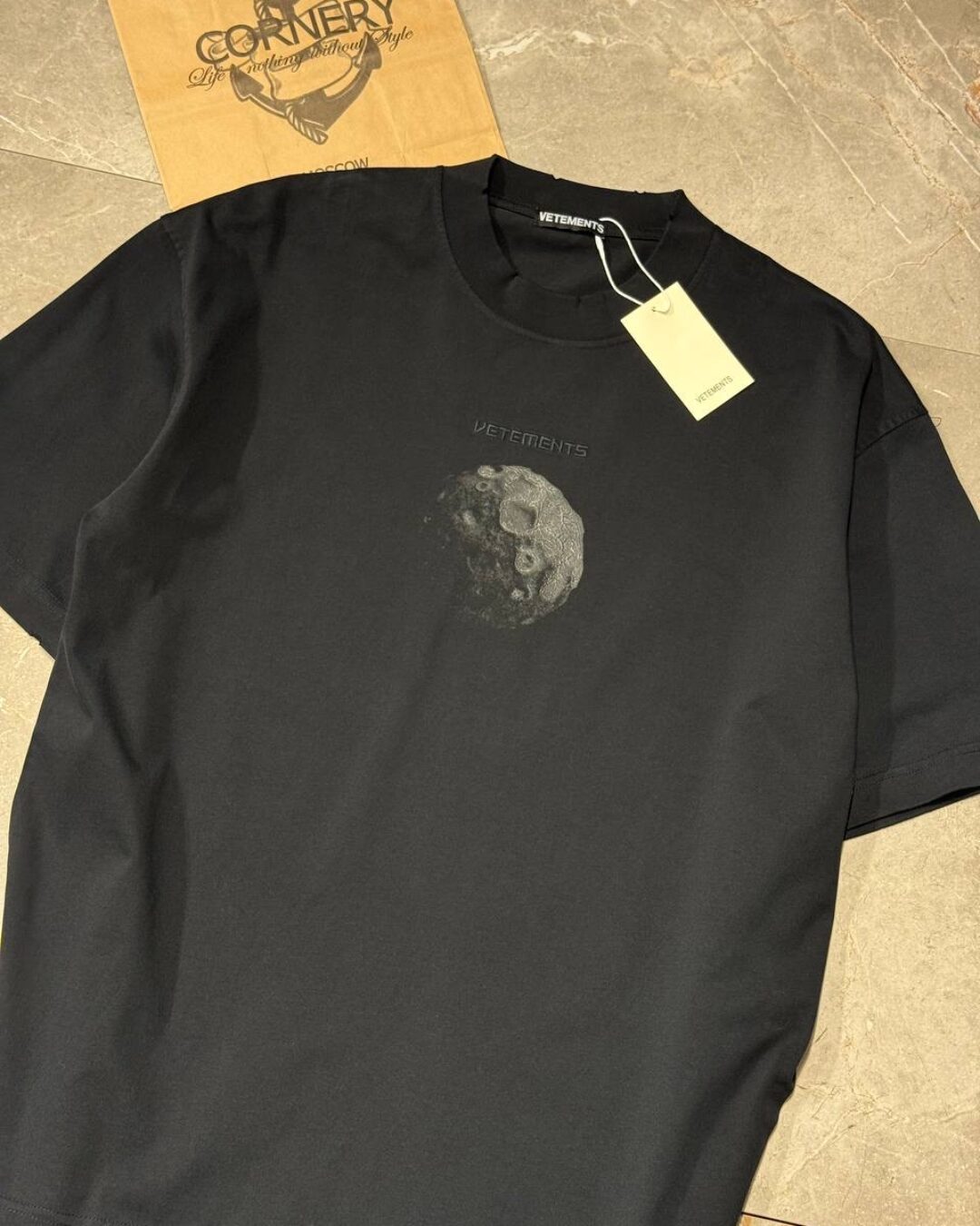 Футболка Vetements Moon
