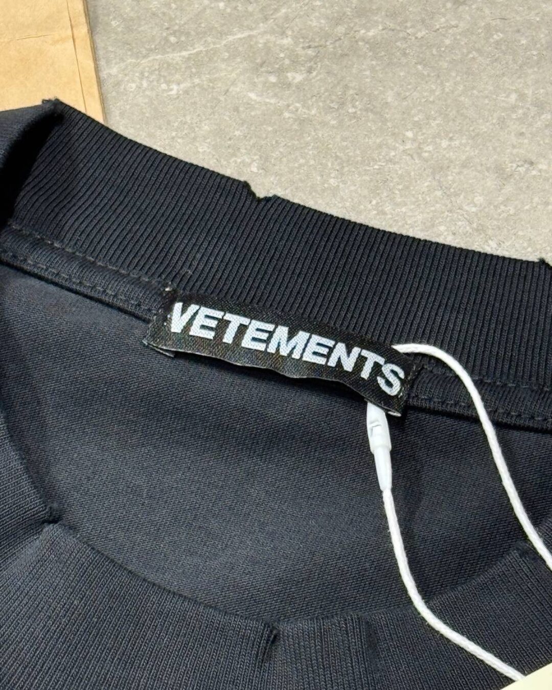 Футболка Vetements Moon