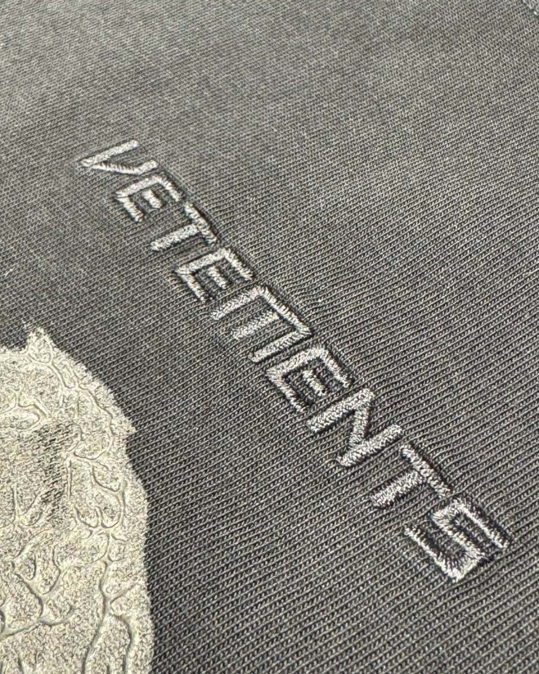 Футболка Vetements Moon