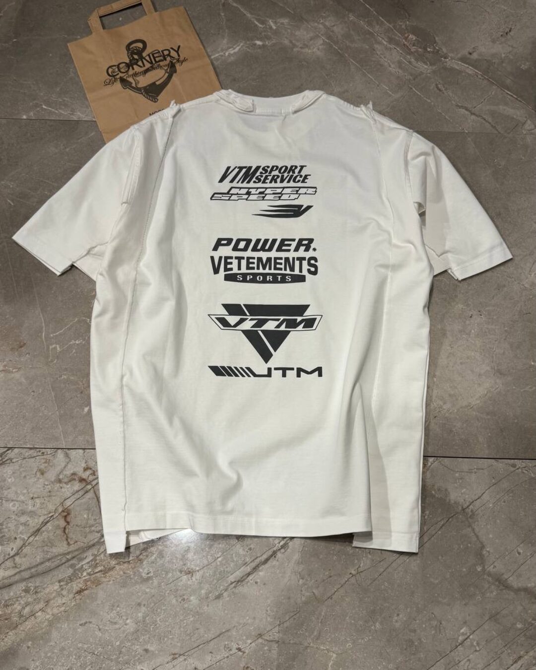 Футболка Vetements Logos