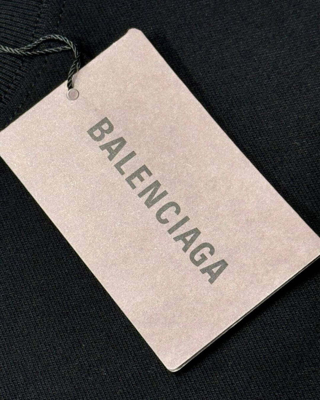 Футболка Balenciaga — фото 8