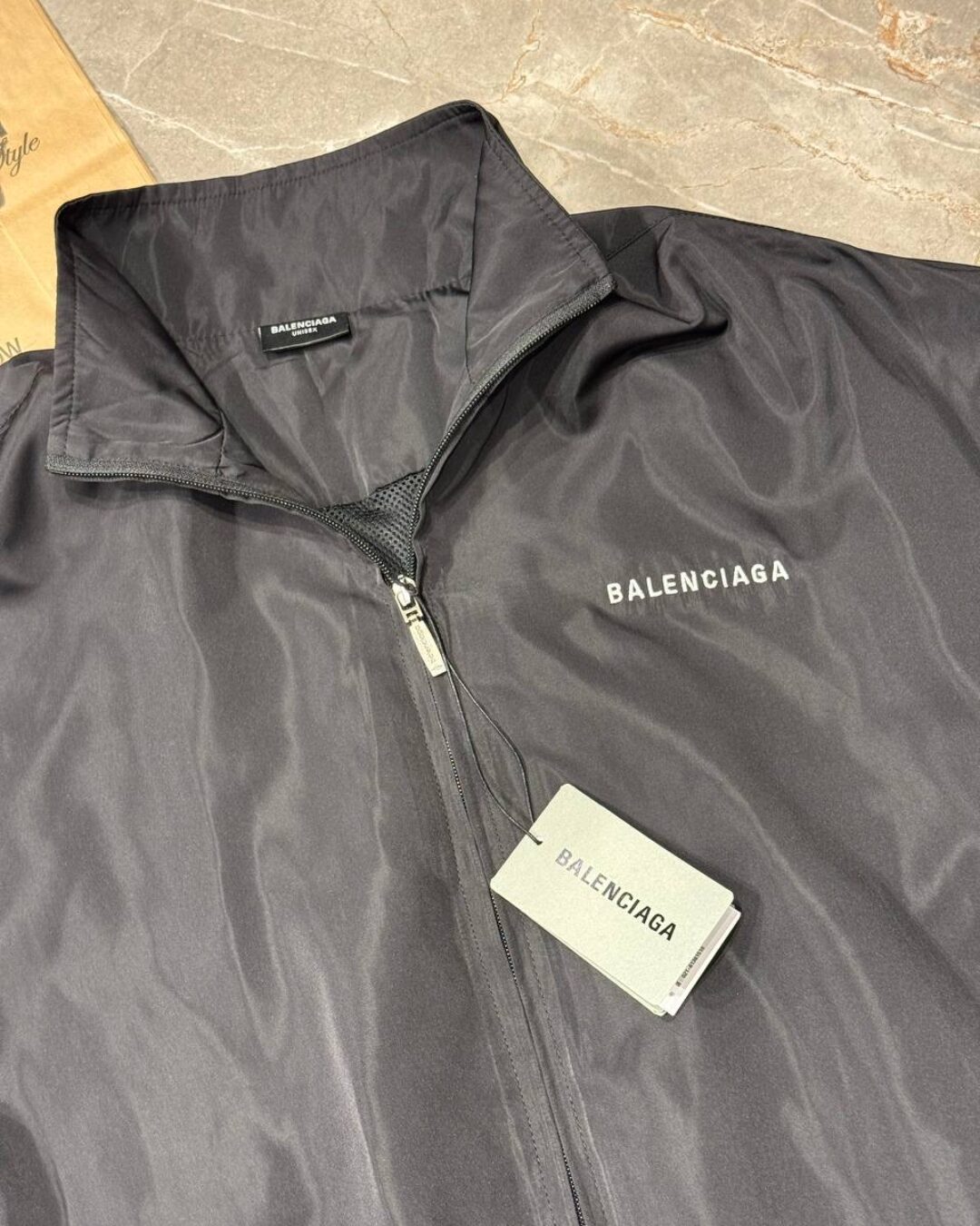 Ветровка Balenciaga