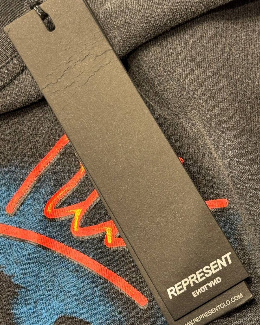 Футболка Represent