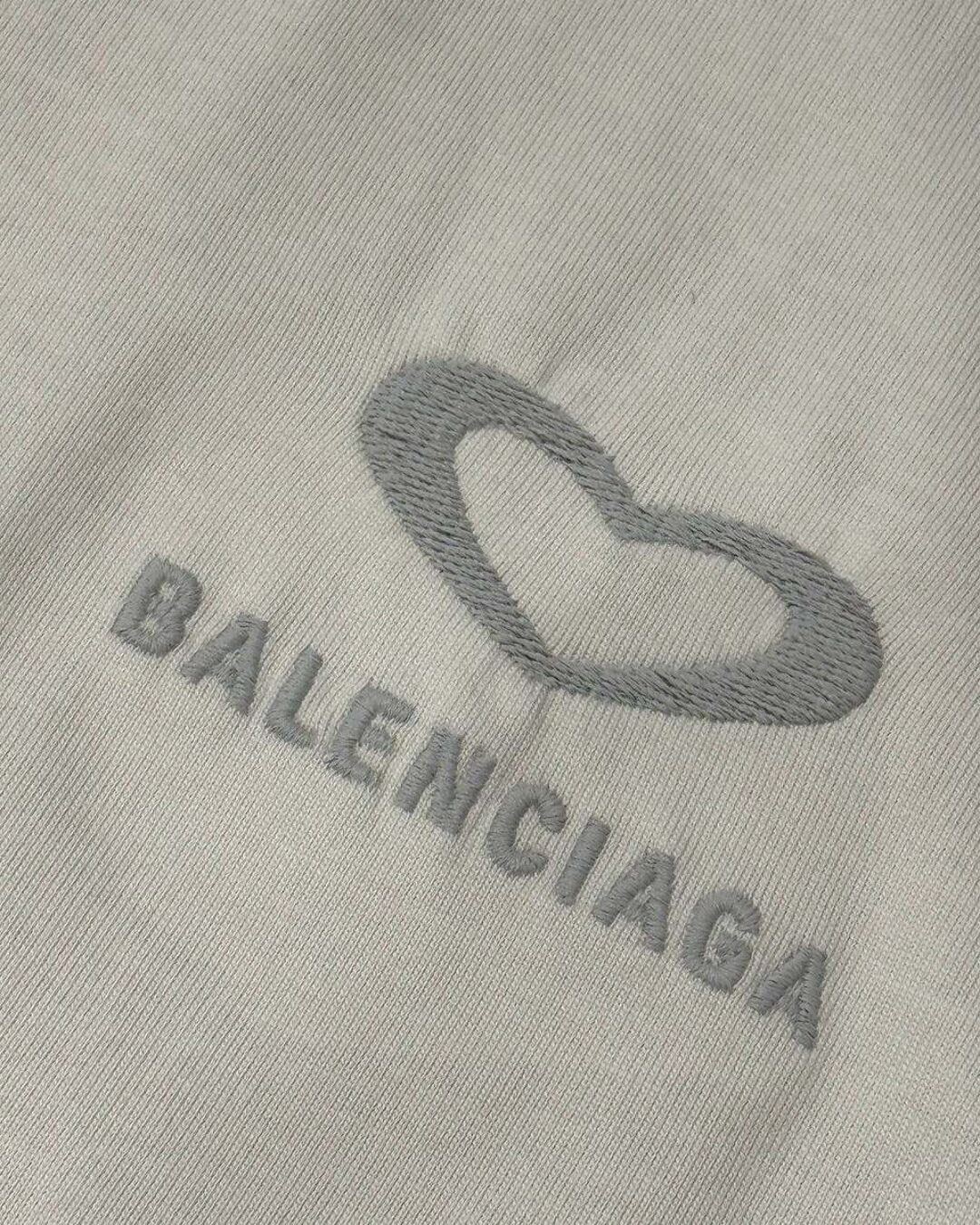 Футболка Balenciaga — фото 7