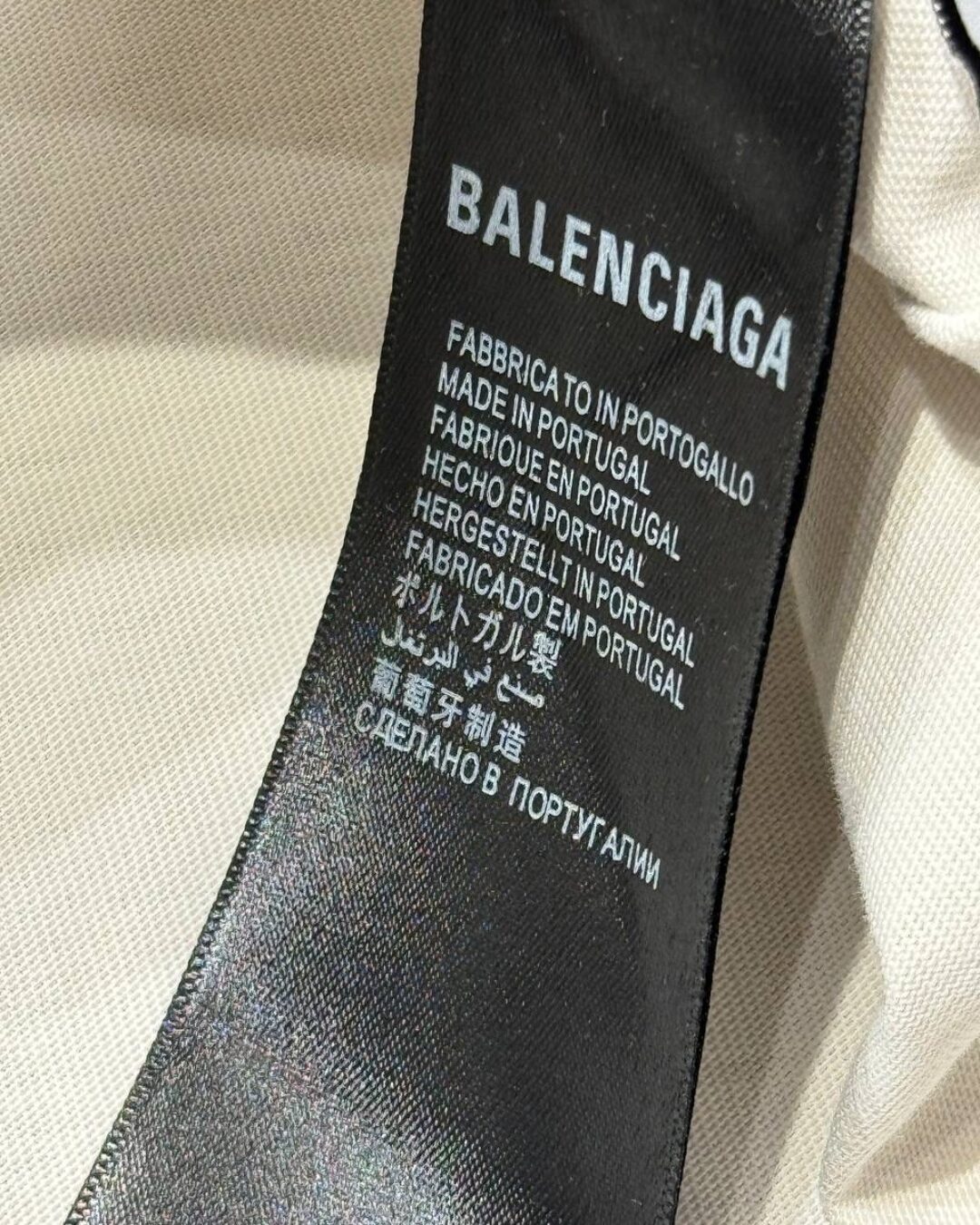 Футболка Balenciaga