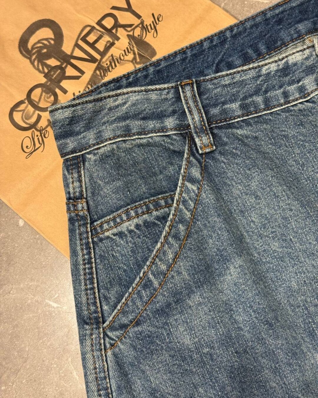 Джинсы Maison Mihara