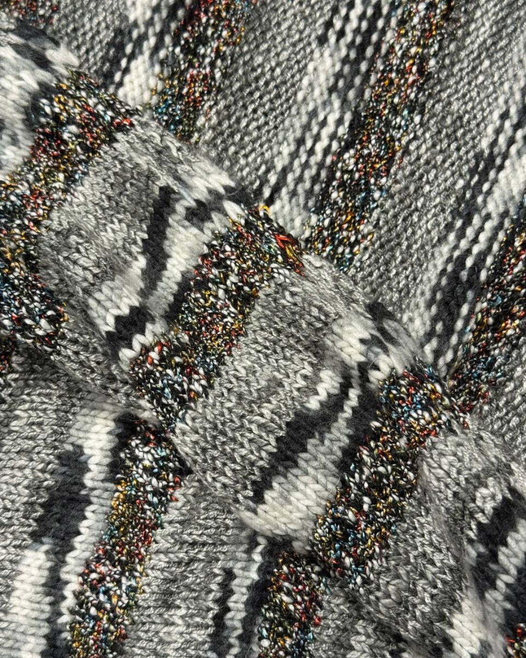 Свитер Cornery