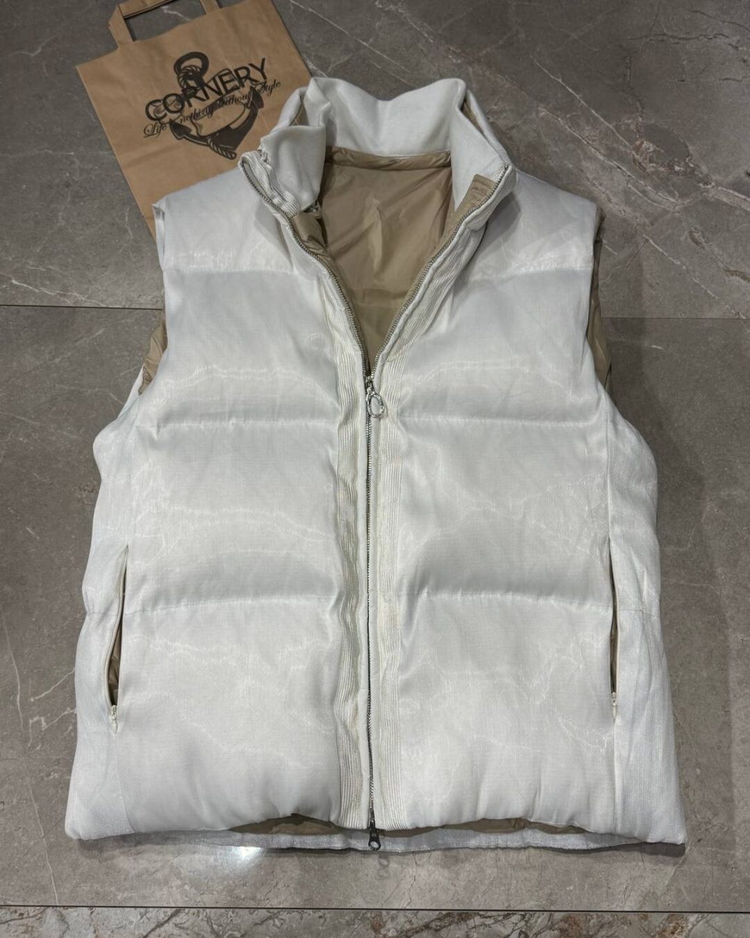 Жилет Cornery