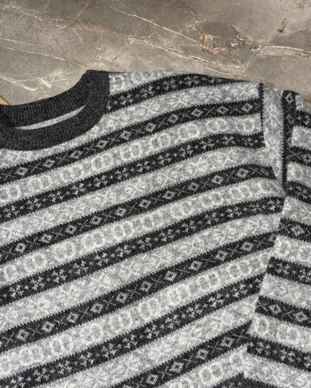 Свитер Joseph Abboud