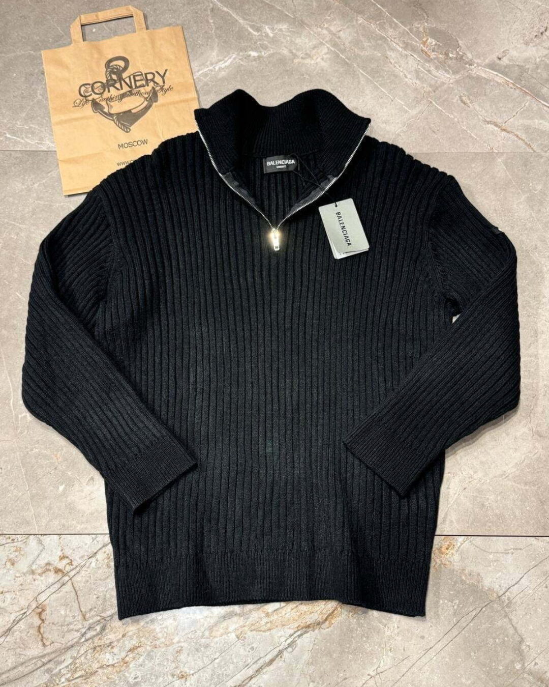 Кофта Balenciaga