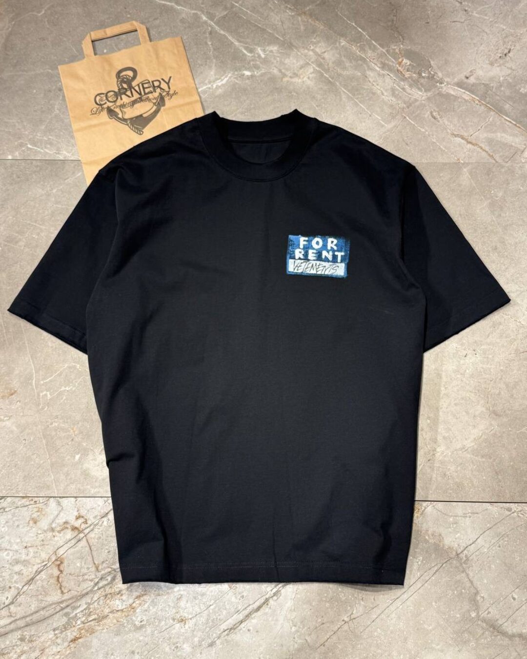 Футболка Vetements For Rent