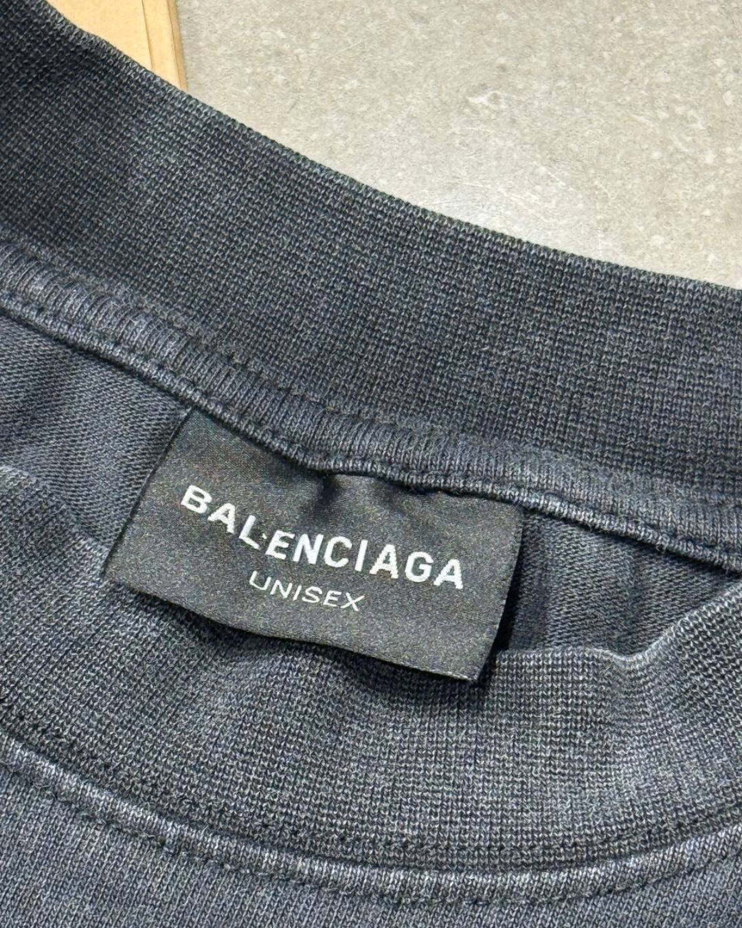 Футболка Balenciaga — фото 4