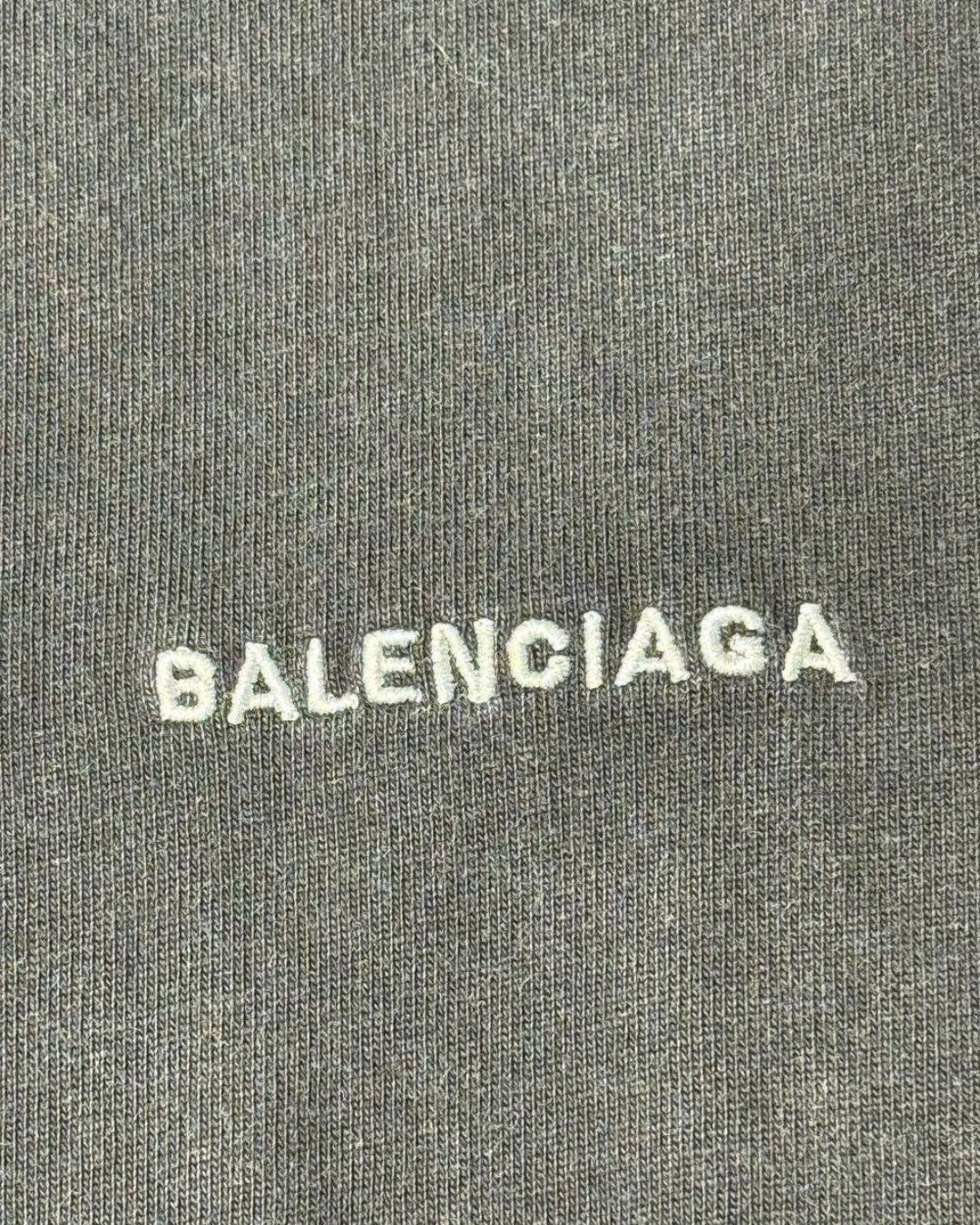 Футболка Balenciaga — фото 6