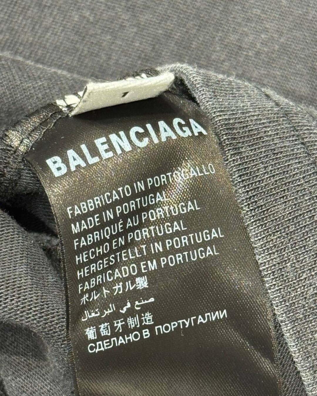 Футболка Balenciaga — фото 9