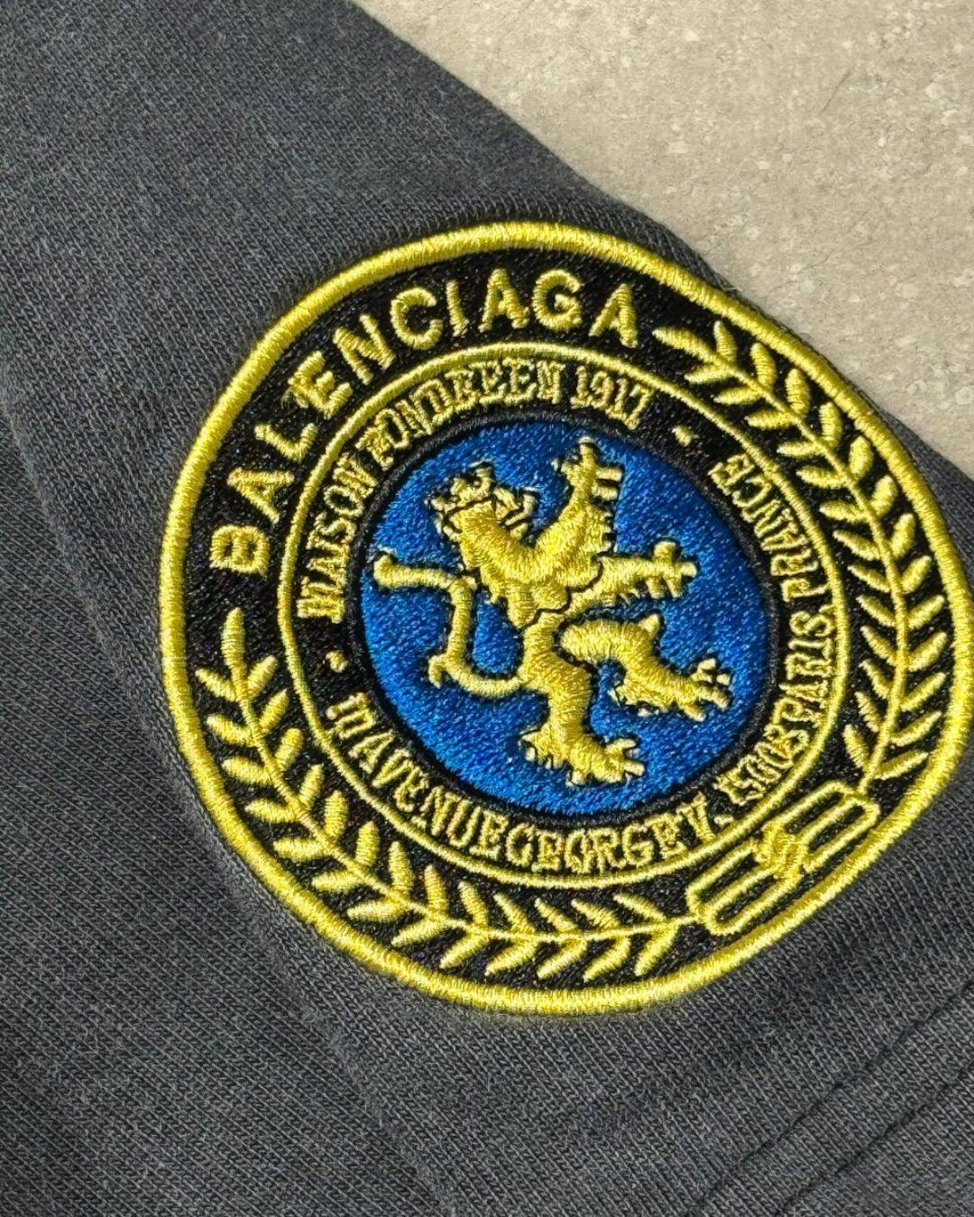 Футболка Balenciaga