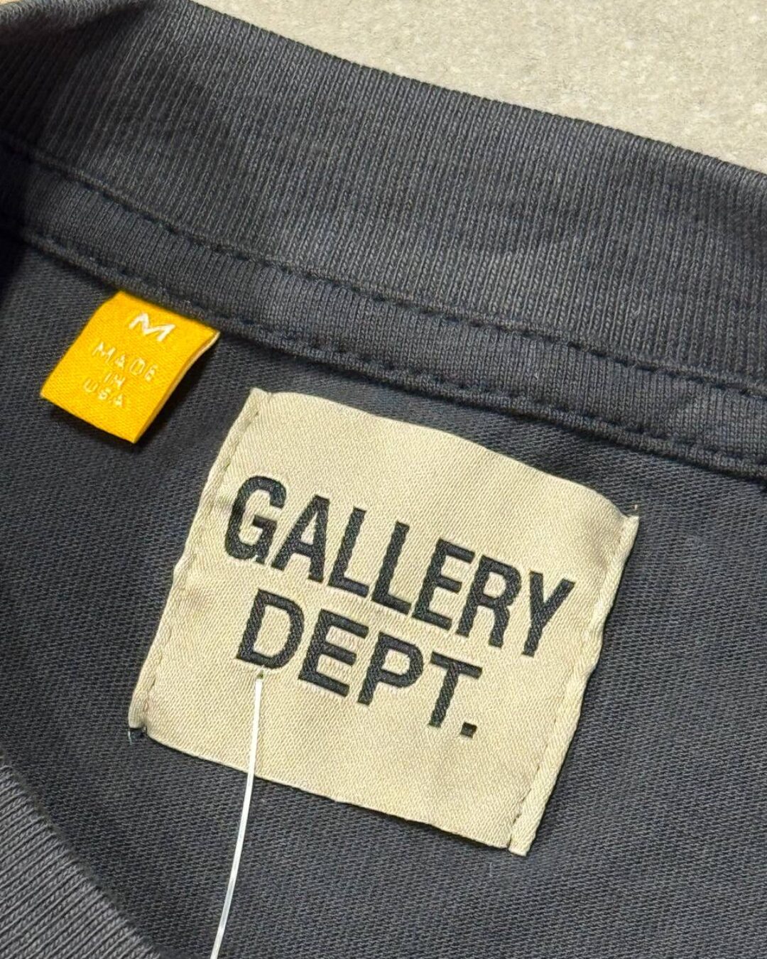 Футболка Gallery Dept