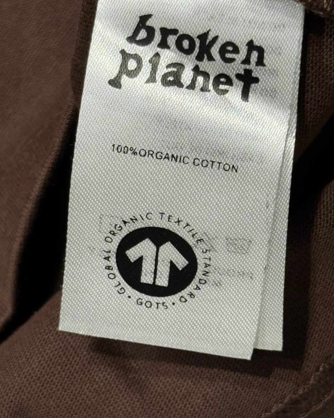 Футболка Broken Planet