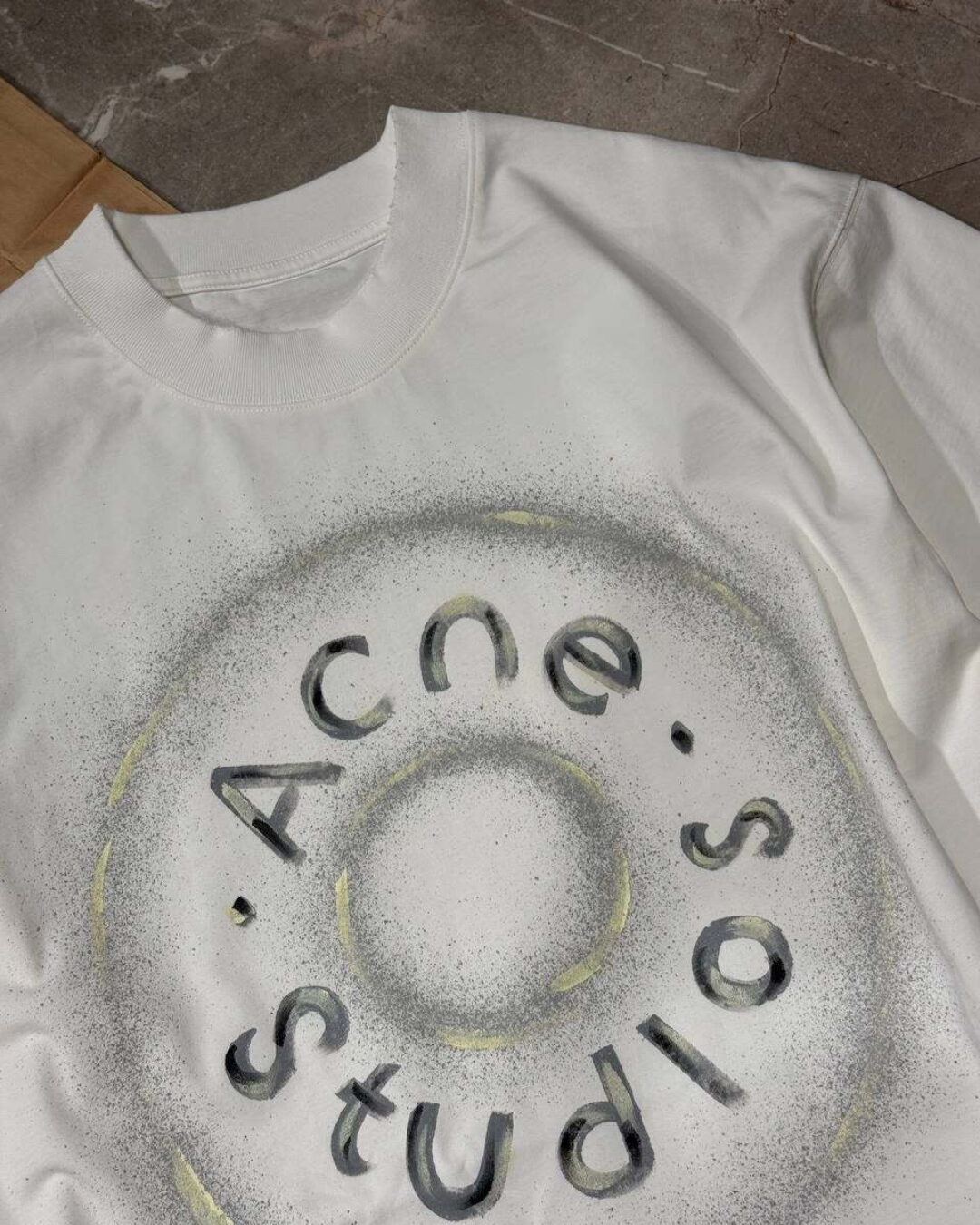 Футболка Acne Studios — фото 3