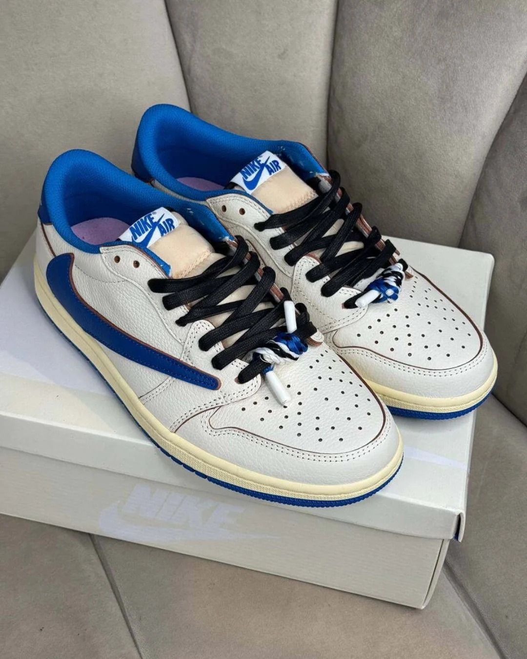Кеды Fragment Design x Travis Scott x Air Jordan 1 Retro Low S