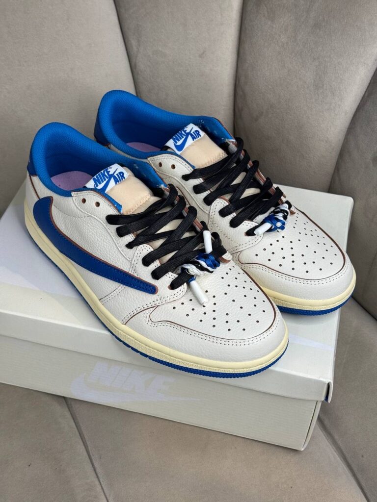 Кеды Fragment Design x Travis Scott x Air Jordan 1 Retro Low S