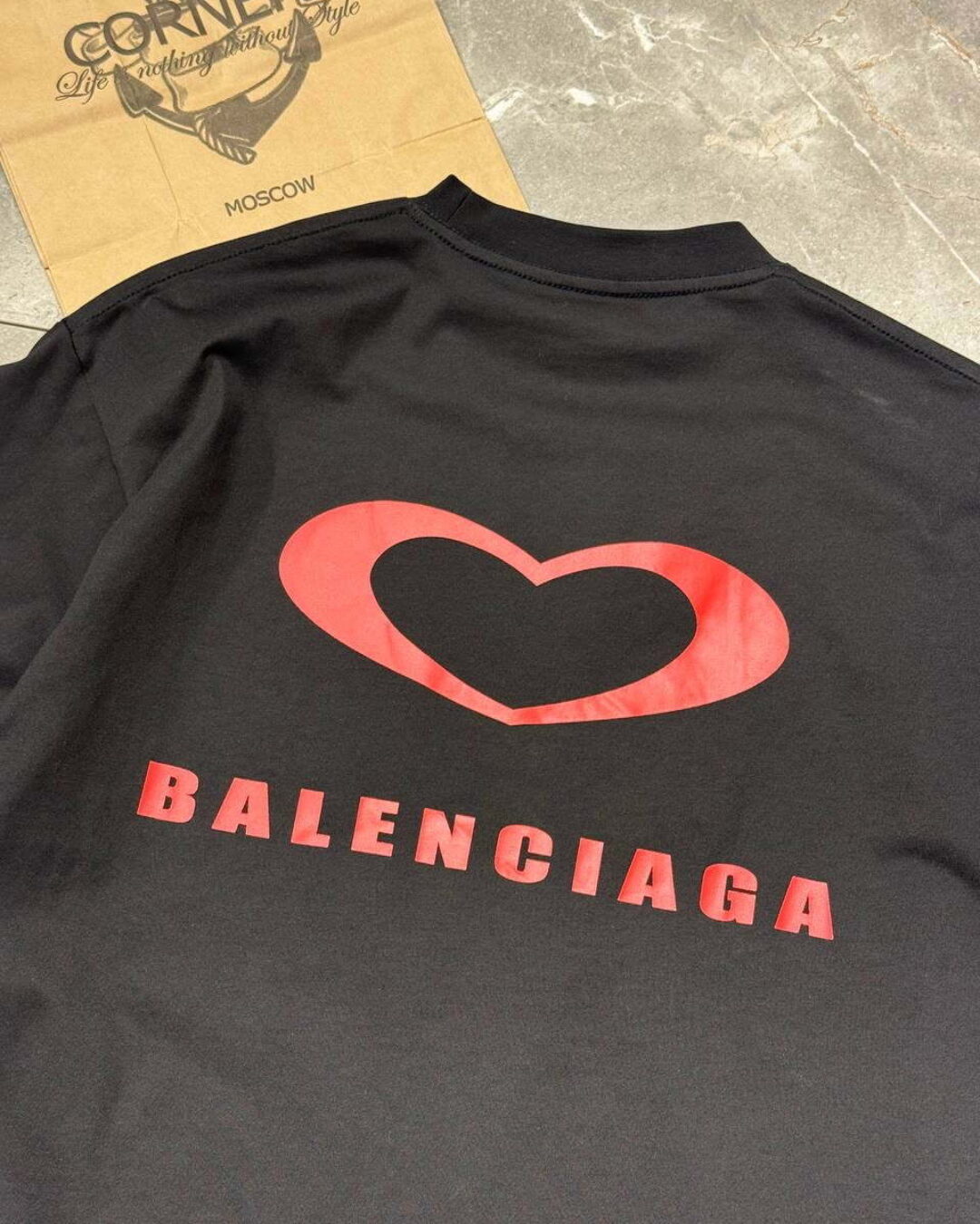 Футболка Balenciaga — фото 8