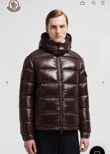 Пуховик Moncler