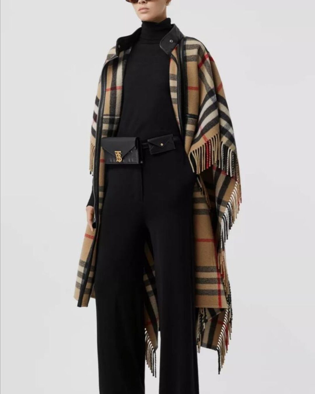 Шарф-пончо Burberry