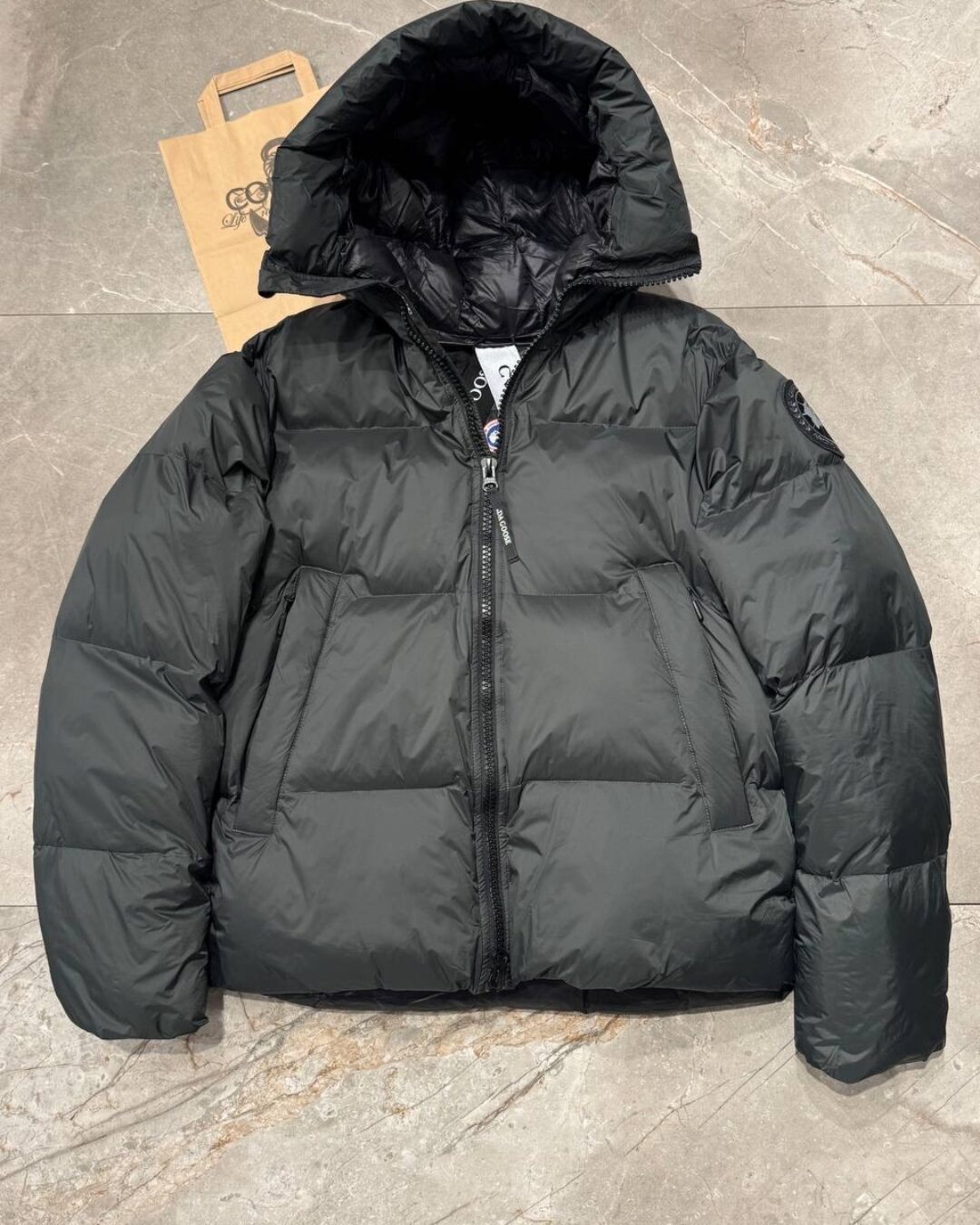Пуховик Canada Goose