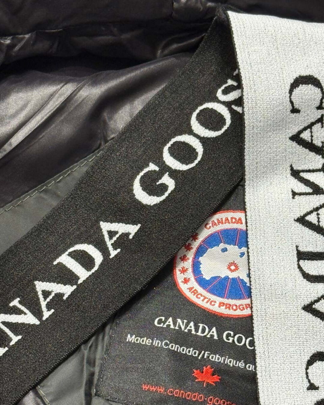Пуховик Canada Goose