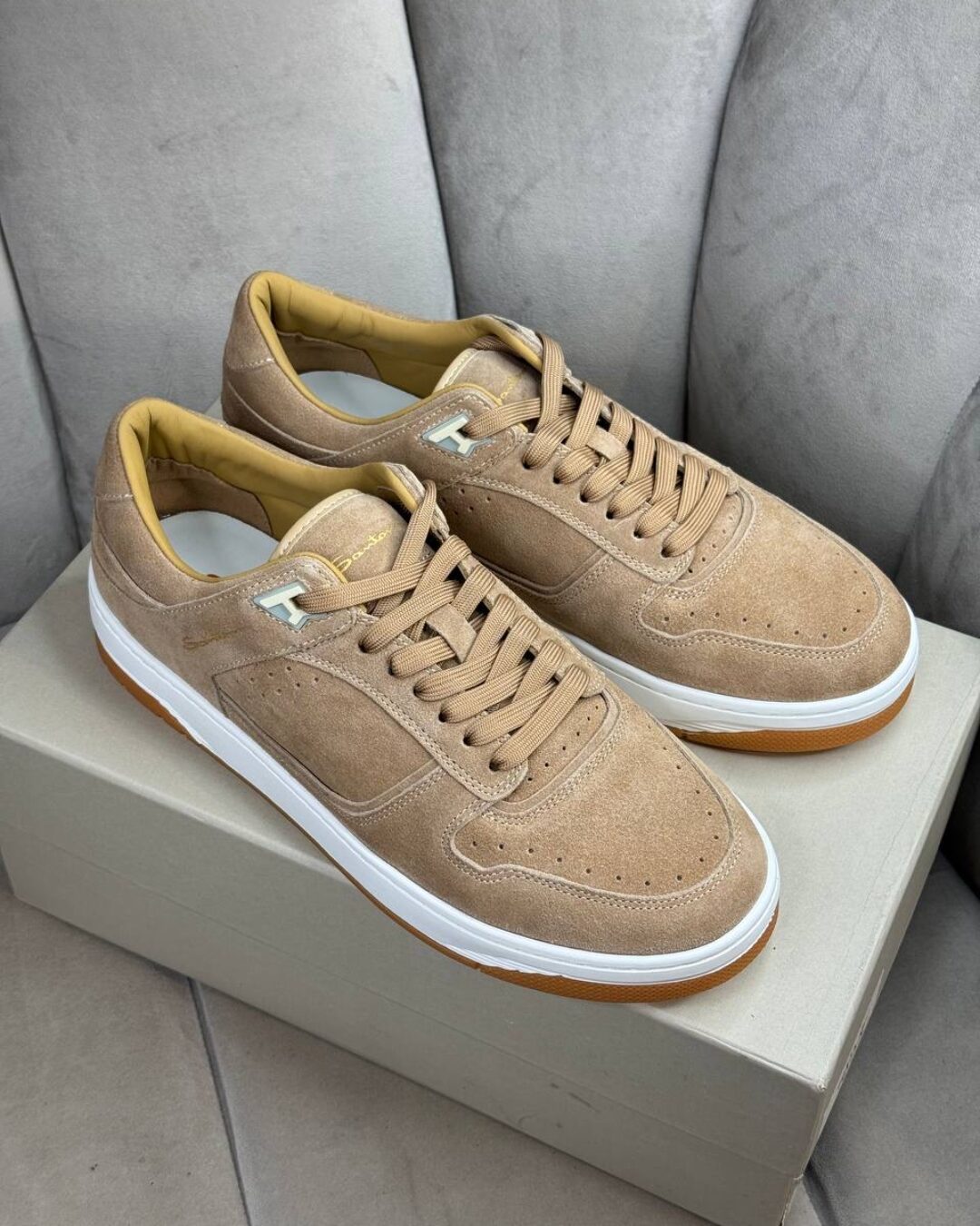 Кроссовки Santoni