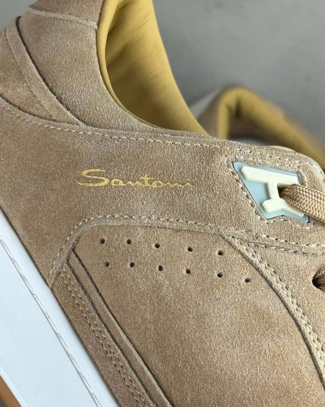 Кроссовки Santoni