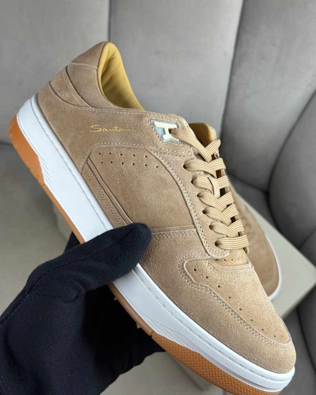 Кроссовки Santoni