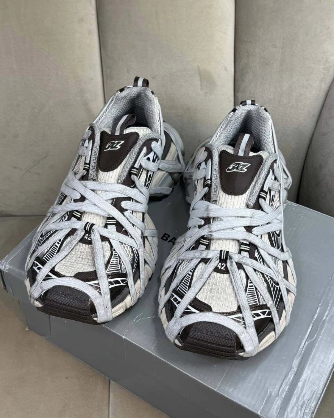Кроссовки Balenciaga 3XL Extreme Lace Trainers Silver — фото 2