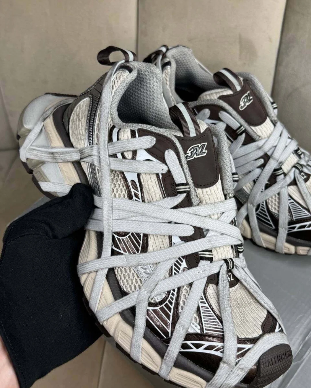 Кроссовки Balenciaga 3XL Extreme Lace Trainers Silver — фото 3