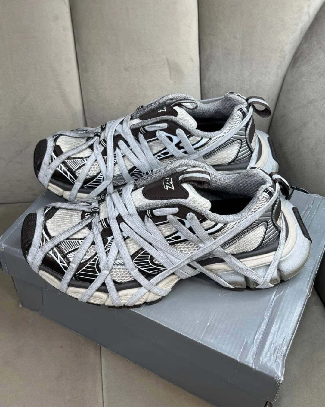 Кроссовки Balenciaga 3XL Extreme Lace Trainers Silver — фото 5