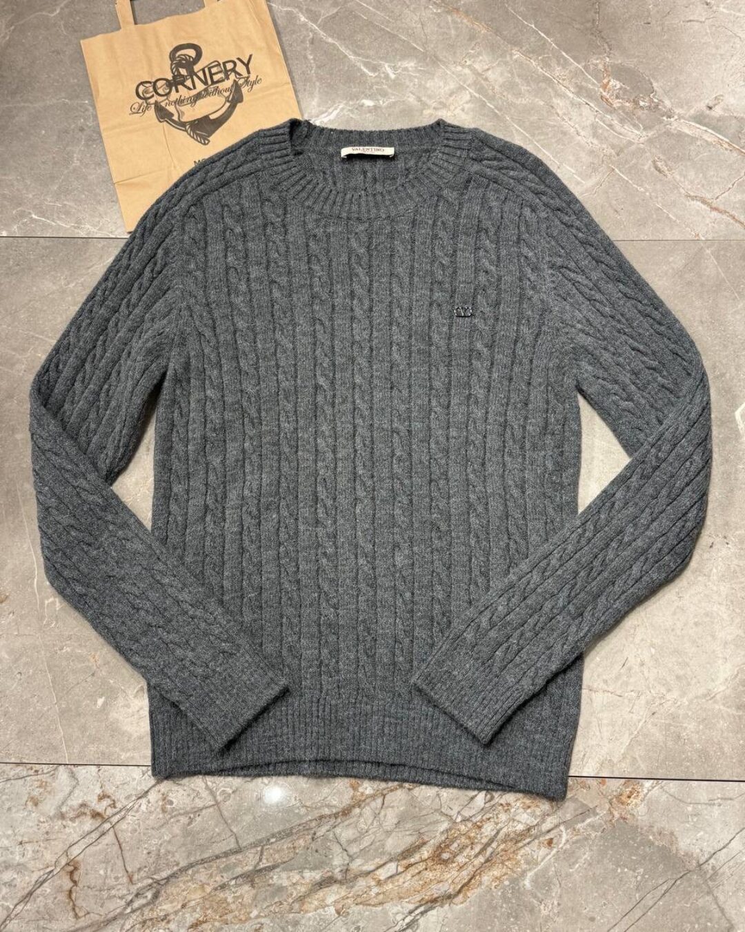 Свитер Valentino