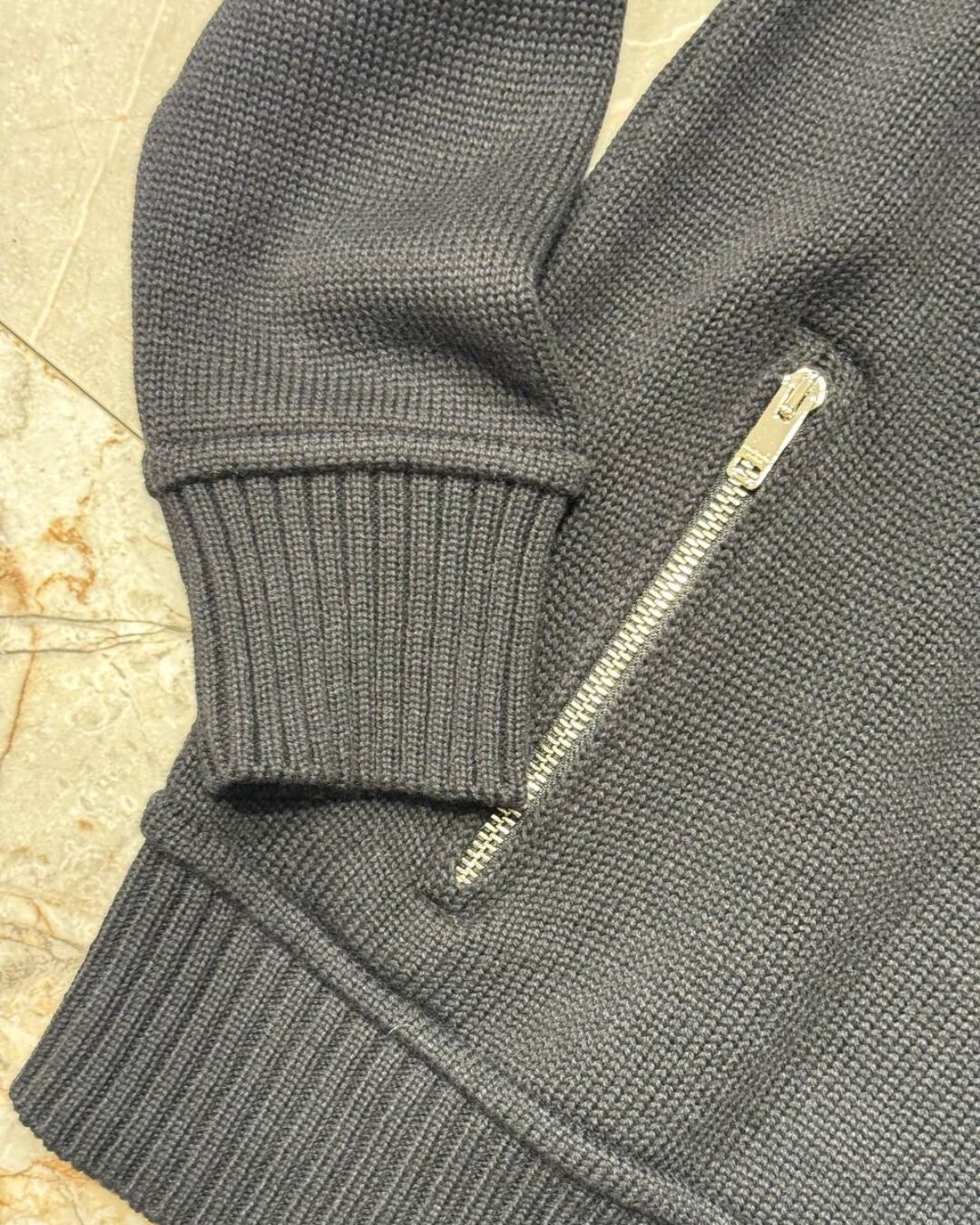 Свитер Givenchy