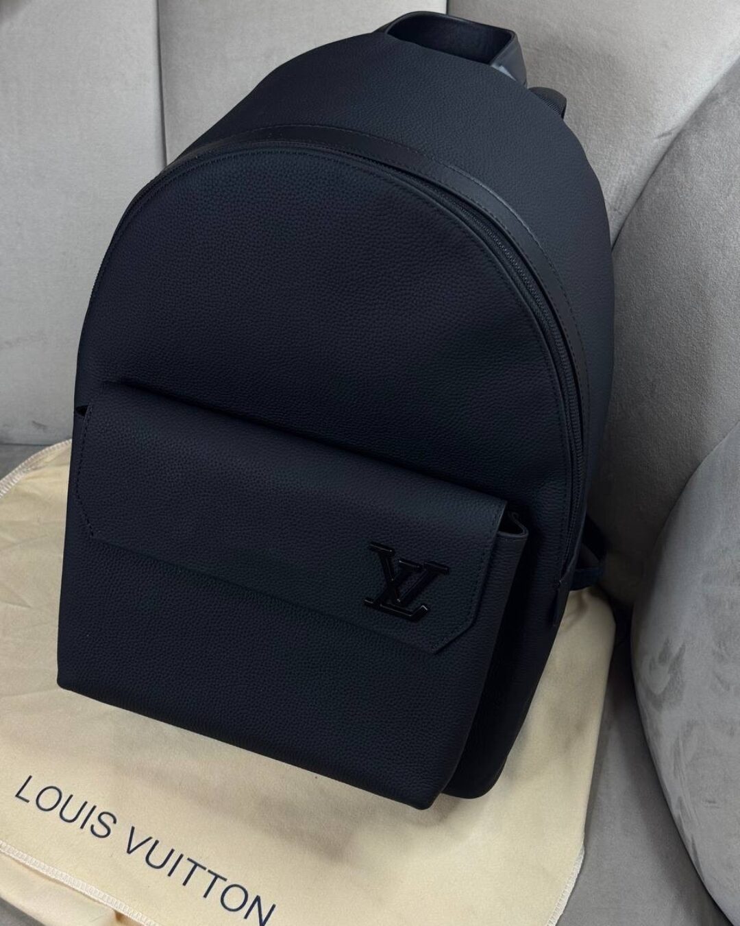 Рюкзак Louis Vuitton Takeoff