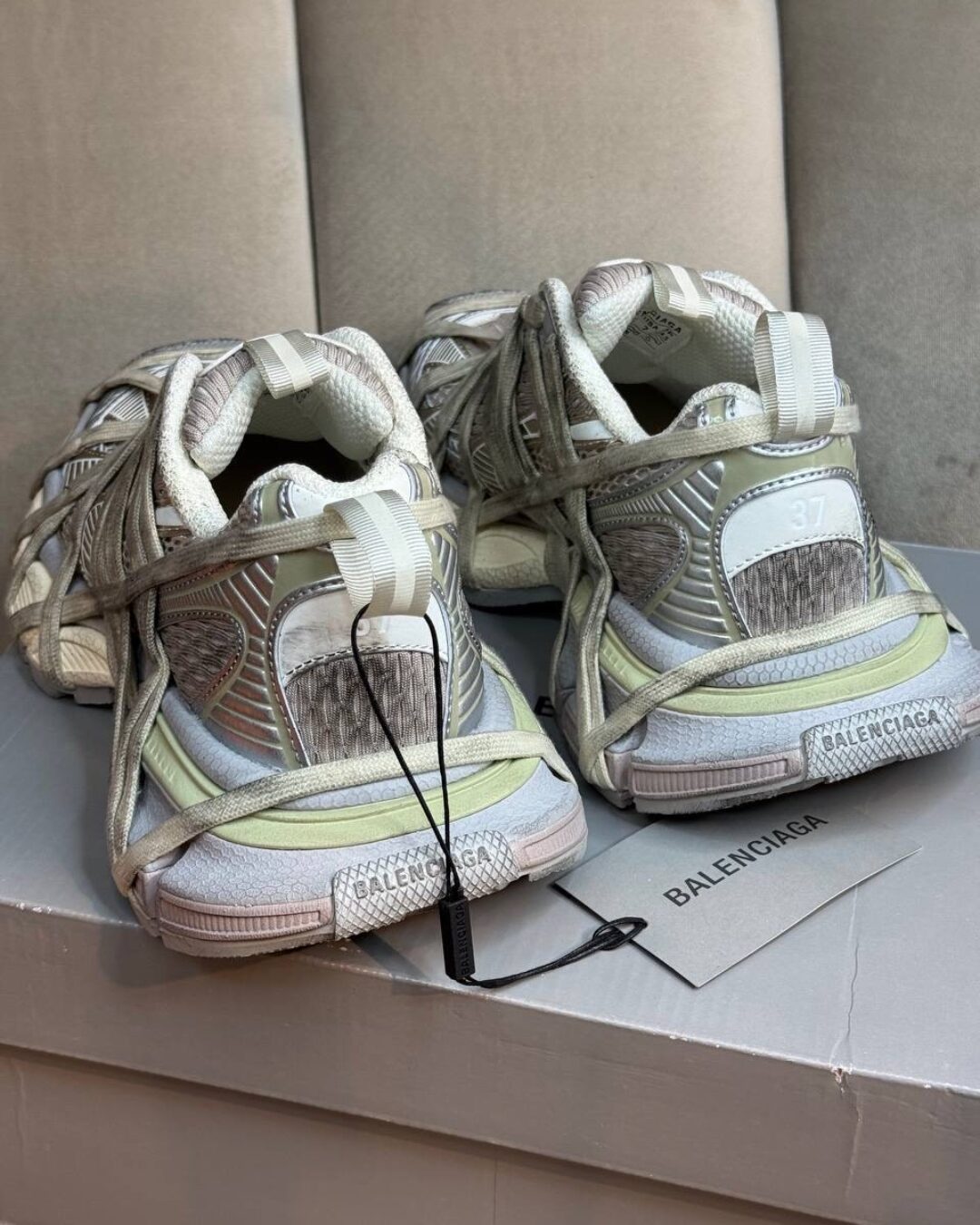 Кроссовки Balenciaga 3XL Extreme Lace Trainers Light Beige