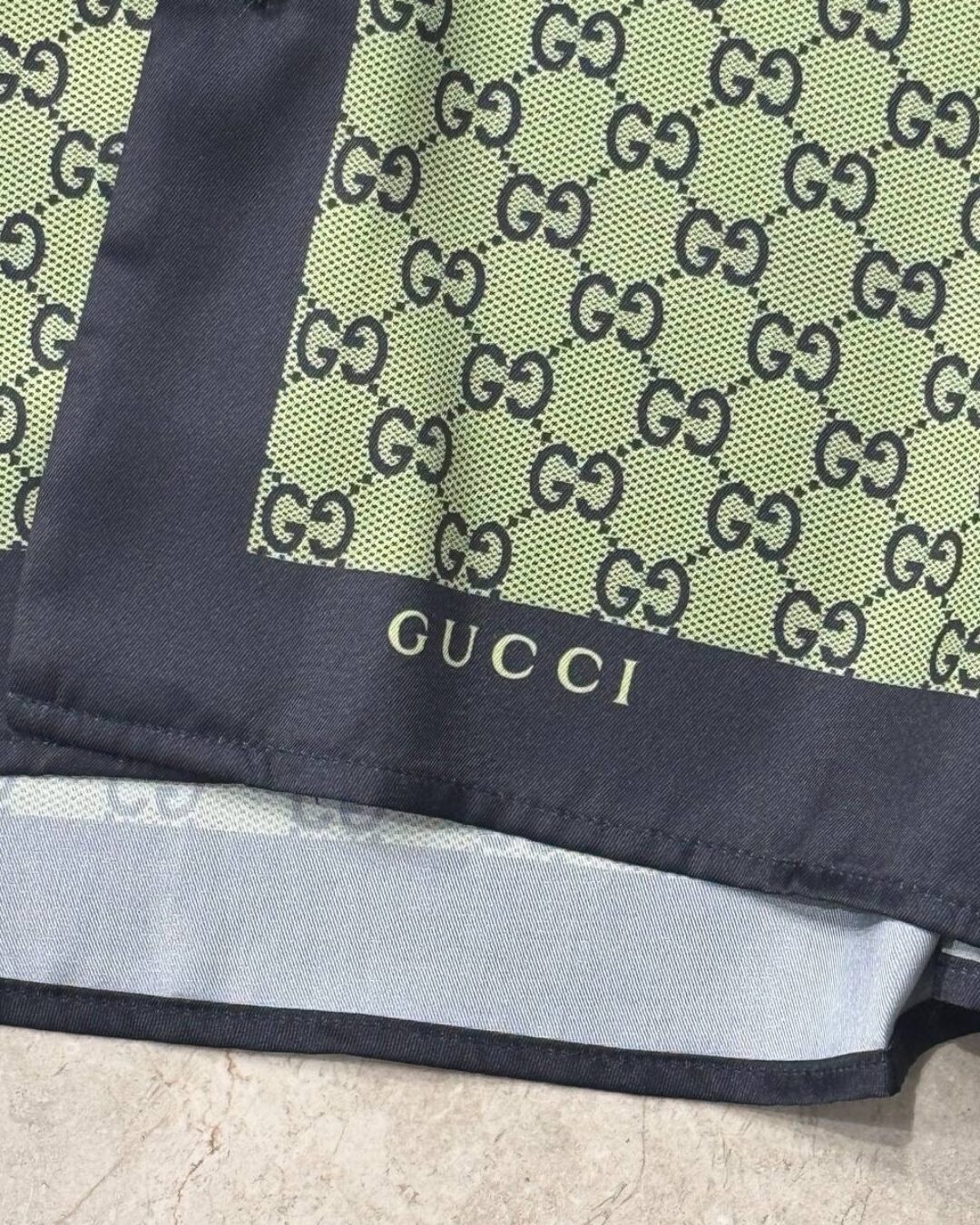 Костюм Gucci
