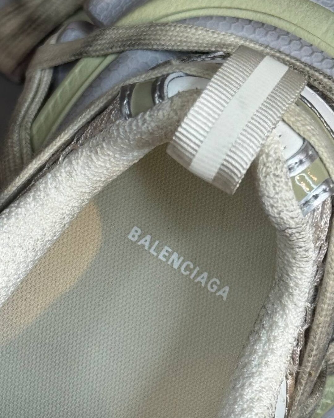 Кроссовки Balenciaga 3XL Extreme Lace Trainers Light Beige
