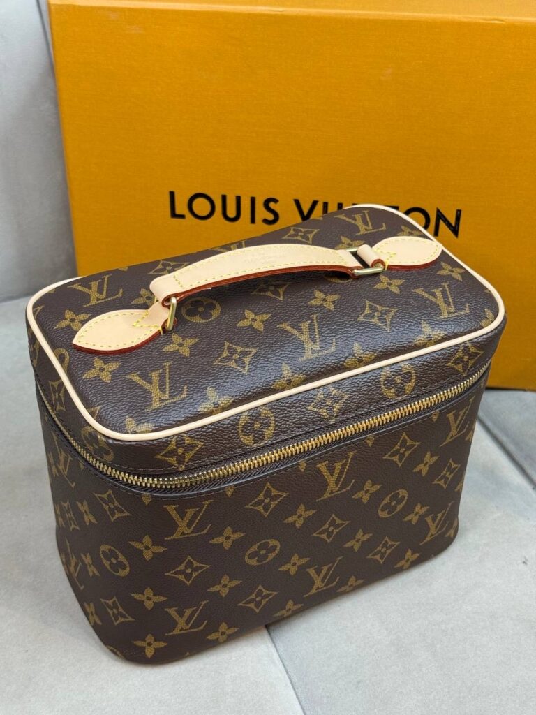 Несессер Louis Vuitton